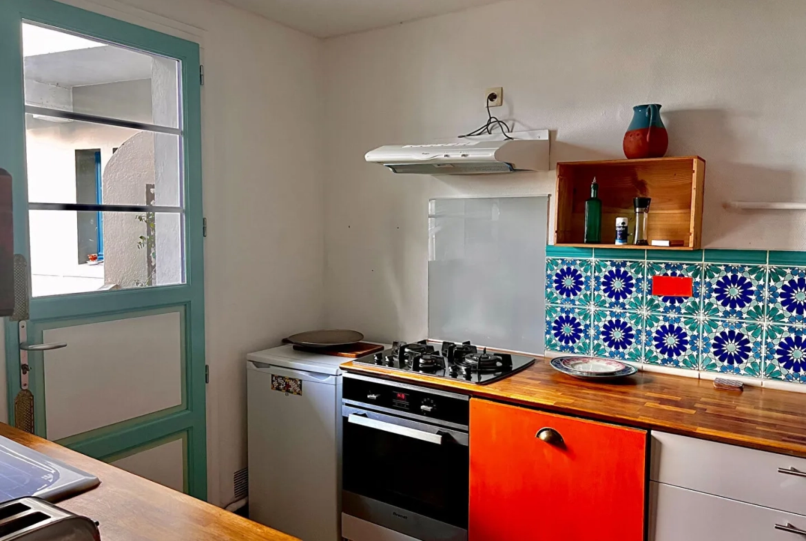 Appartement T3 de 77 m² à Pau avec balcon, cave et parking à vendre 