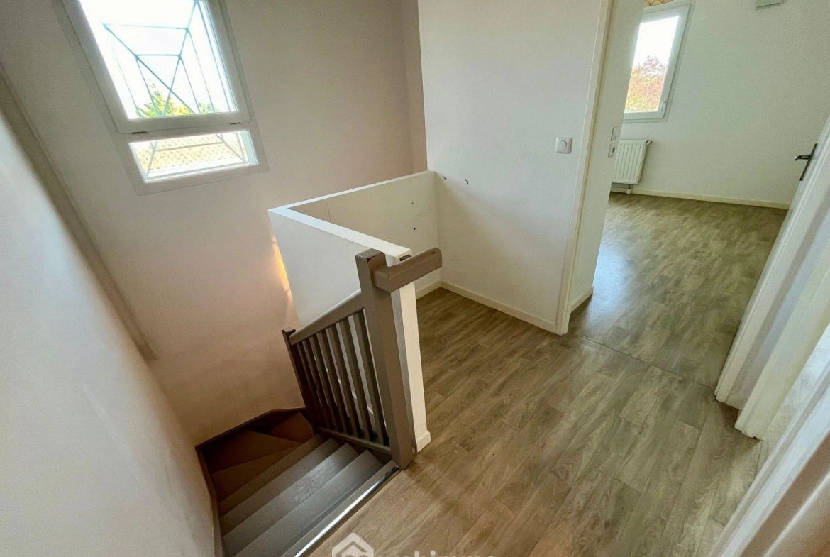 Charmant duplex de 63m² à Bruges avec jardin et parking privé 