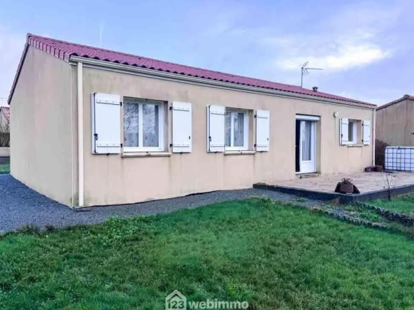 Maison récente 3 chambres à vendre à Sèvremont, Vendée dans secteur calme
