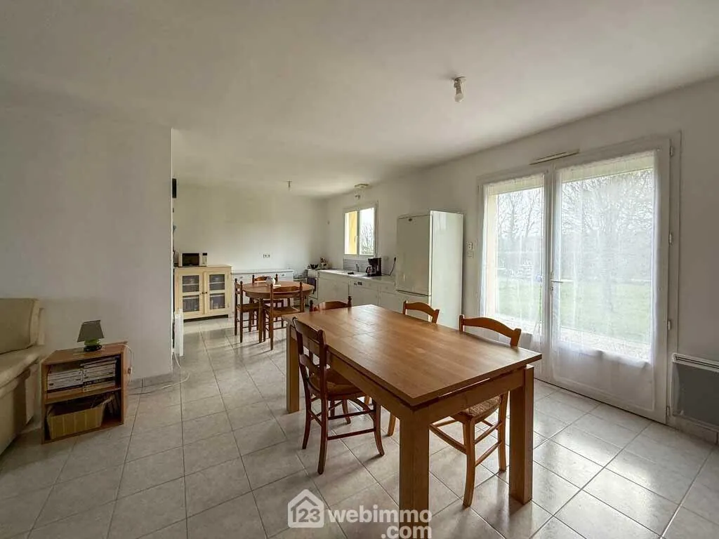 Maison récente 3 chambres à vendre à Sèvremont, Vendée dans secteur calme 