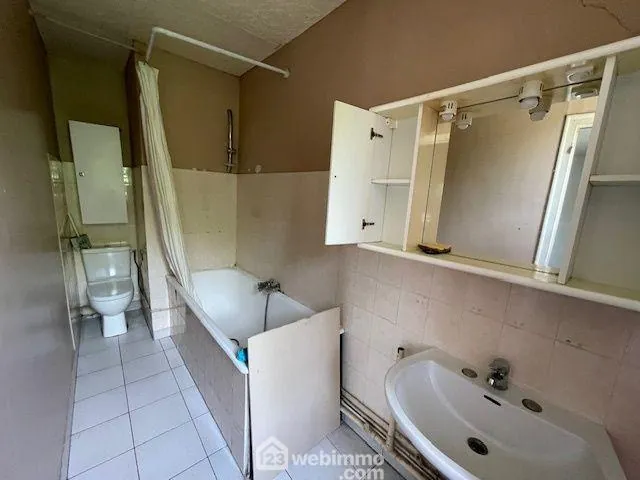 Maison mitoyenne à Noyon proche centre-ville - 71m² à prix attractif 