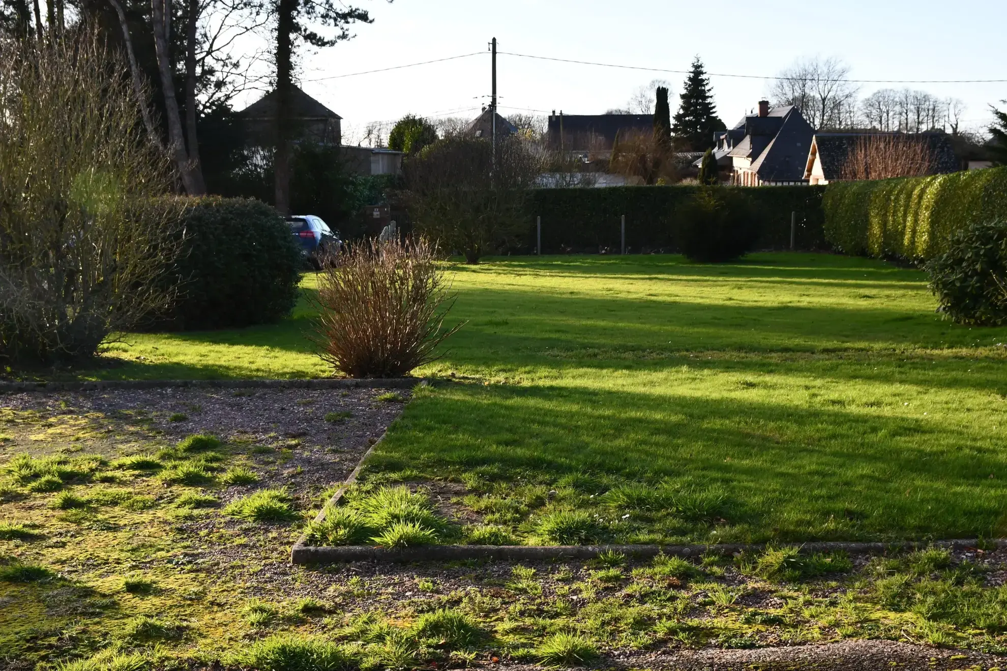 Terrain à bâtir de 870 m² à Campagne de Valmont, calme et borné 