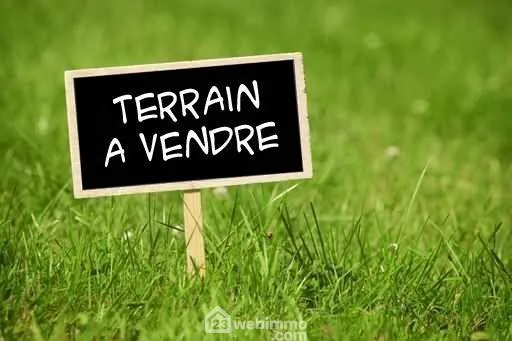 Terrain constructible de 1200 m² à Heudreville-sur-Eure, accès rapide aux grandes villes 