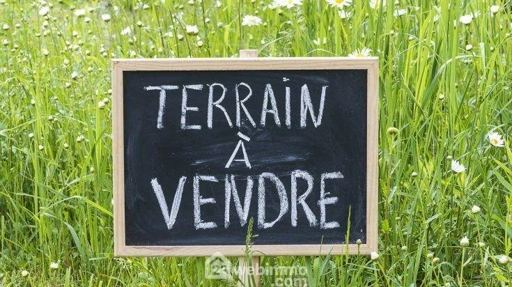Terrain constructible de 1200 m² à Heudreville-sur-Eure, accès rapide aux grandes villes 