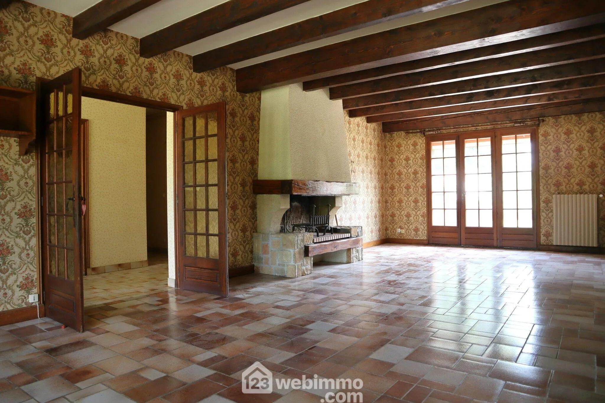 Maison plain-pied avec sous-sol à Bignoux sur terrain de 2187 m² 