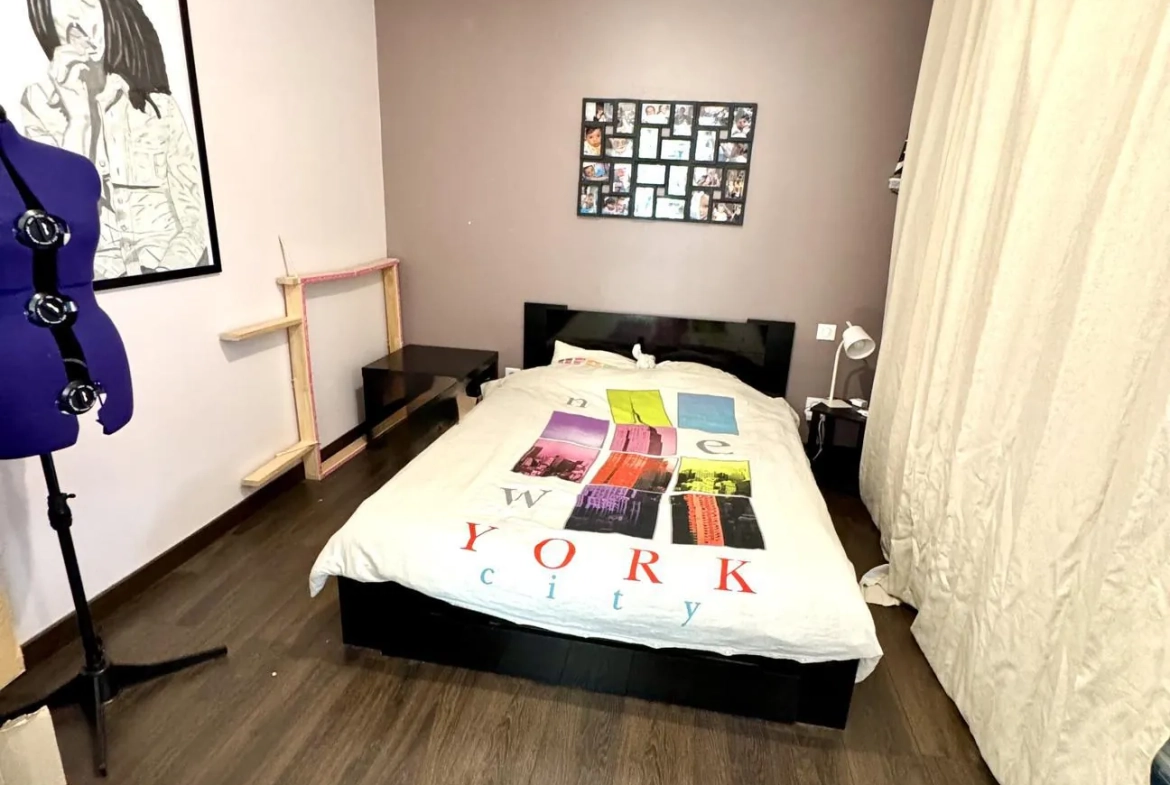 Appartement rénové avec 2 chambres à Épinal - parking privé et lumineux 