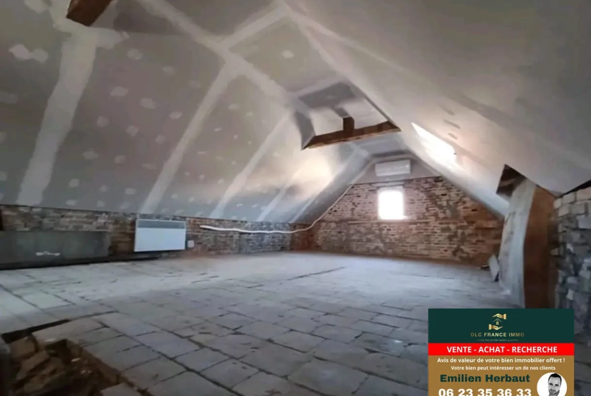 Immeuble à rénover avec local commercial et potentiel duplex à Avesnes-sur-Helpe 
