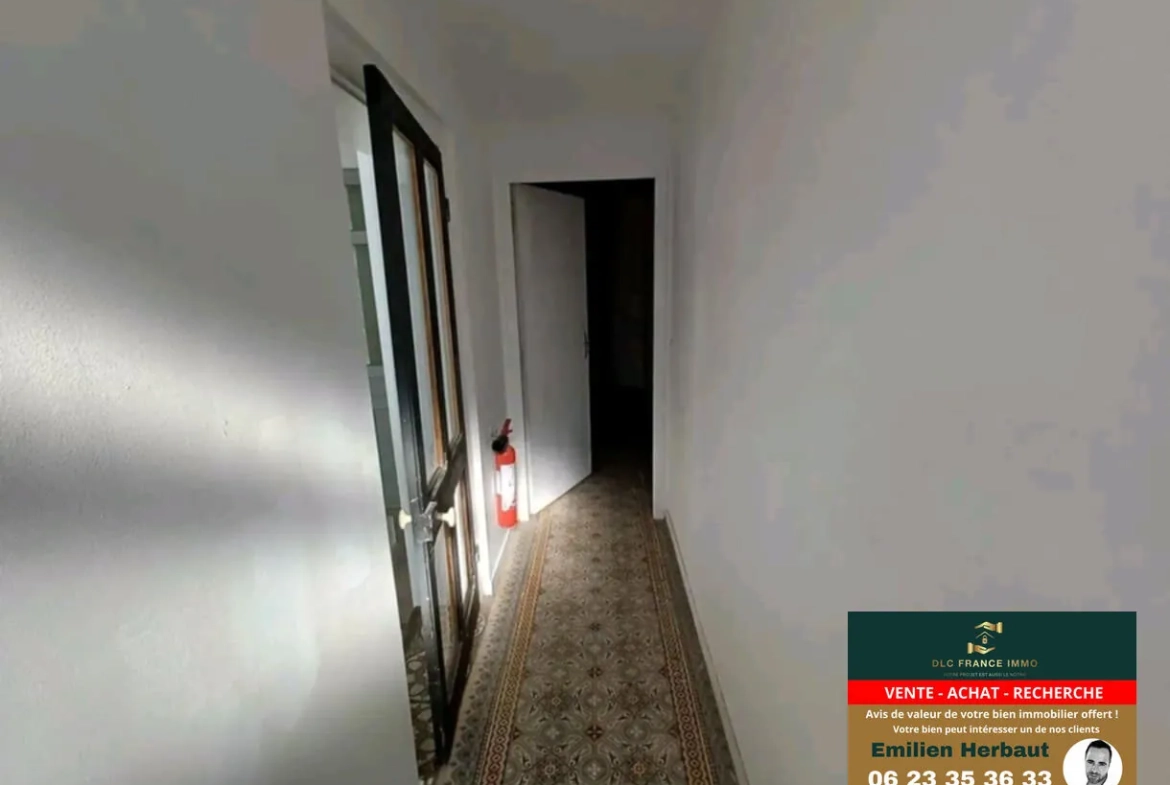 Immeuble à rénover avec local commercial et potentiel duplex à Avesnes-sur-Helpe 