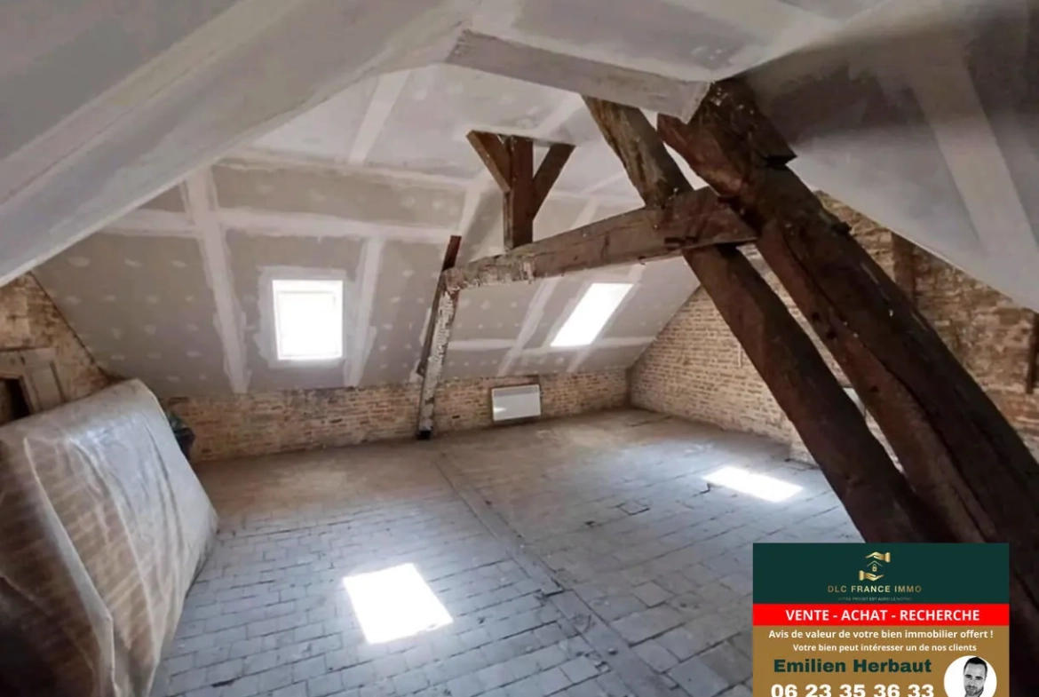Immeuble à rénover avec local commercial et potentiel duplex à Avesnes-sur-Helpe 