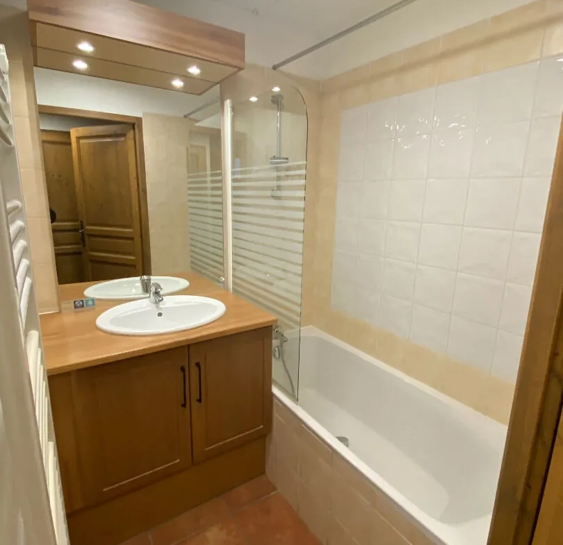 Appartement 2 pièces à Montgenèvre avec bail commercial jusqu'en 2029 