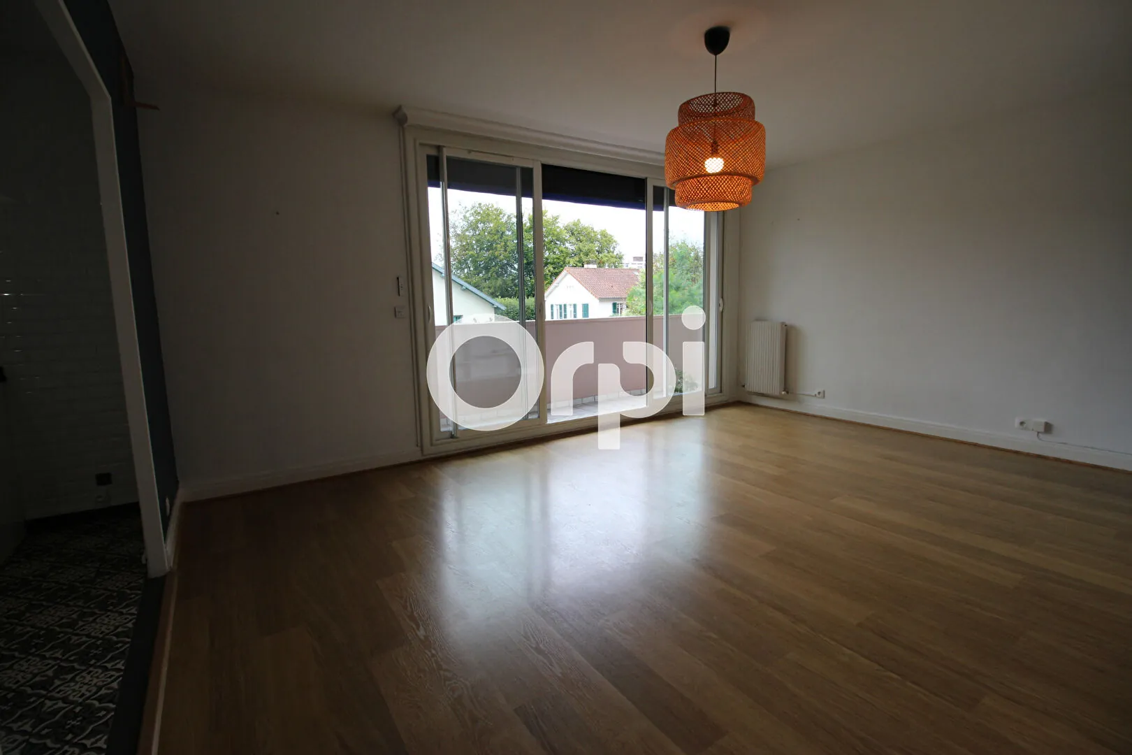 Appartement 4 pièces rénové à Pau - Résidence de France, 84,84 m² 