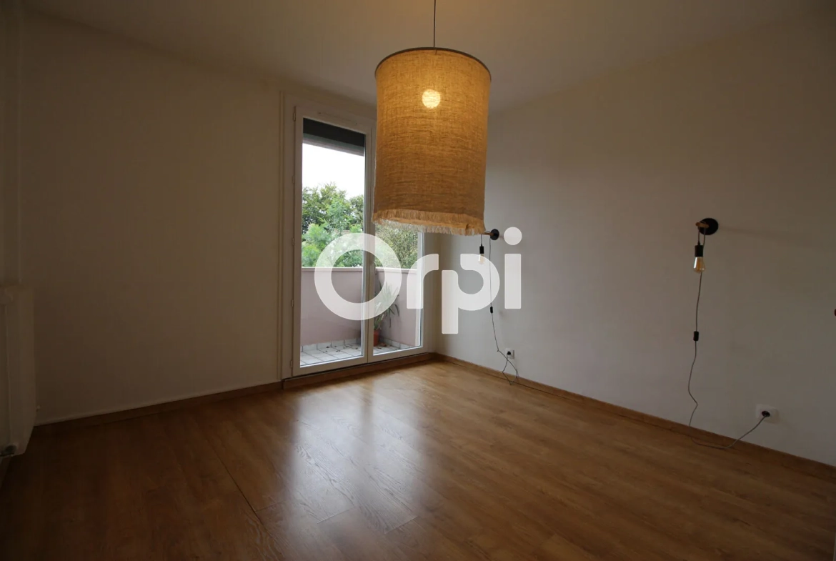 Appartement 4 pièces rénové à Pau - Résidence de France, 84,84 m² 