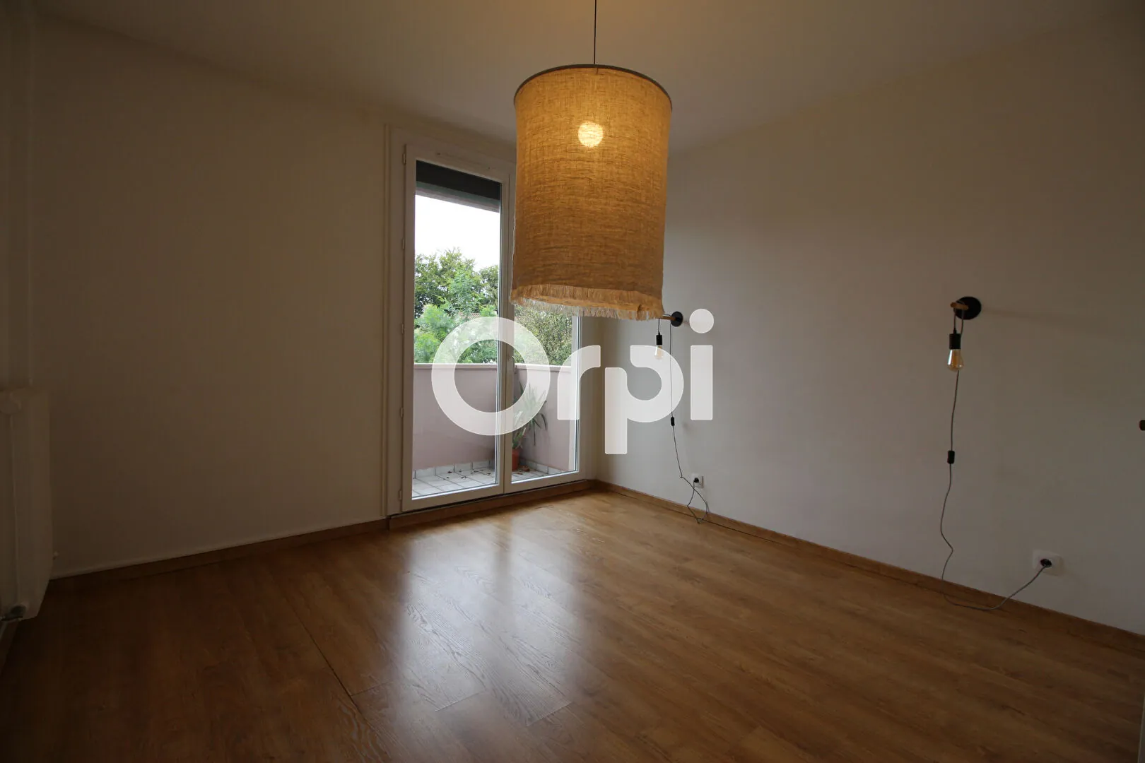 Appartement 4 pièces rénové à Pau - Résidence de France, 84,84 m² 