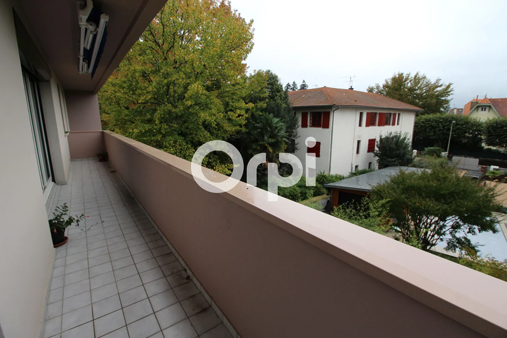 Appartement 4 pièces rénové à Pau - Résidence de France, 84,84 m² 