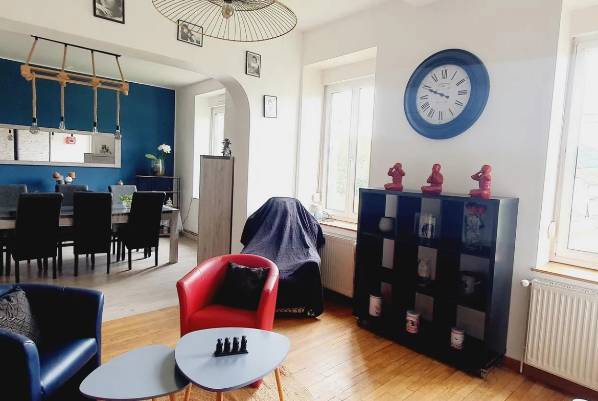 Belle maison rénovée avec 4 chambres, jardin de 800 m², garage et cave à Laveline-Devant-Bruyères 