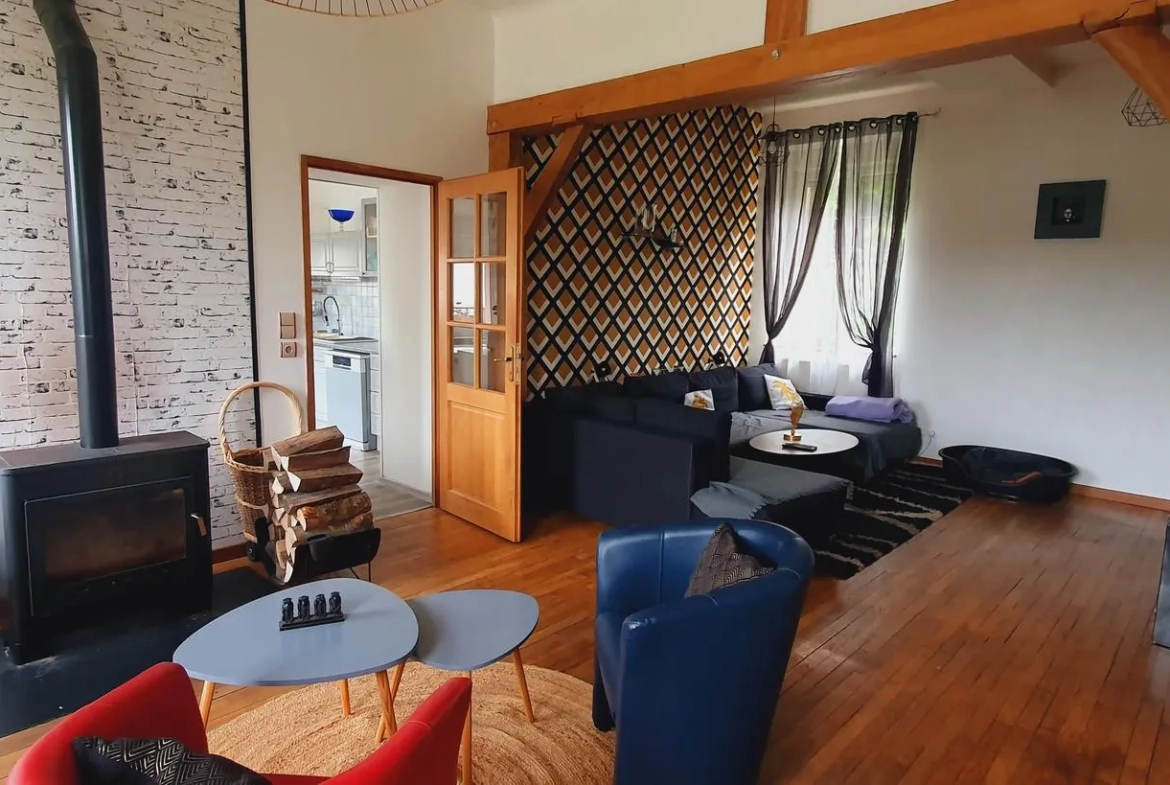 Belle maison rénovée avec 4 chambres, jardin de 800 m², garage et cave à Laveline-Devant-Bruyères 