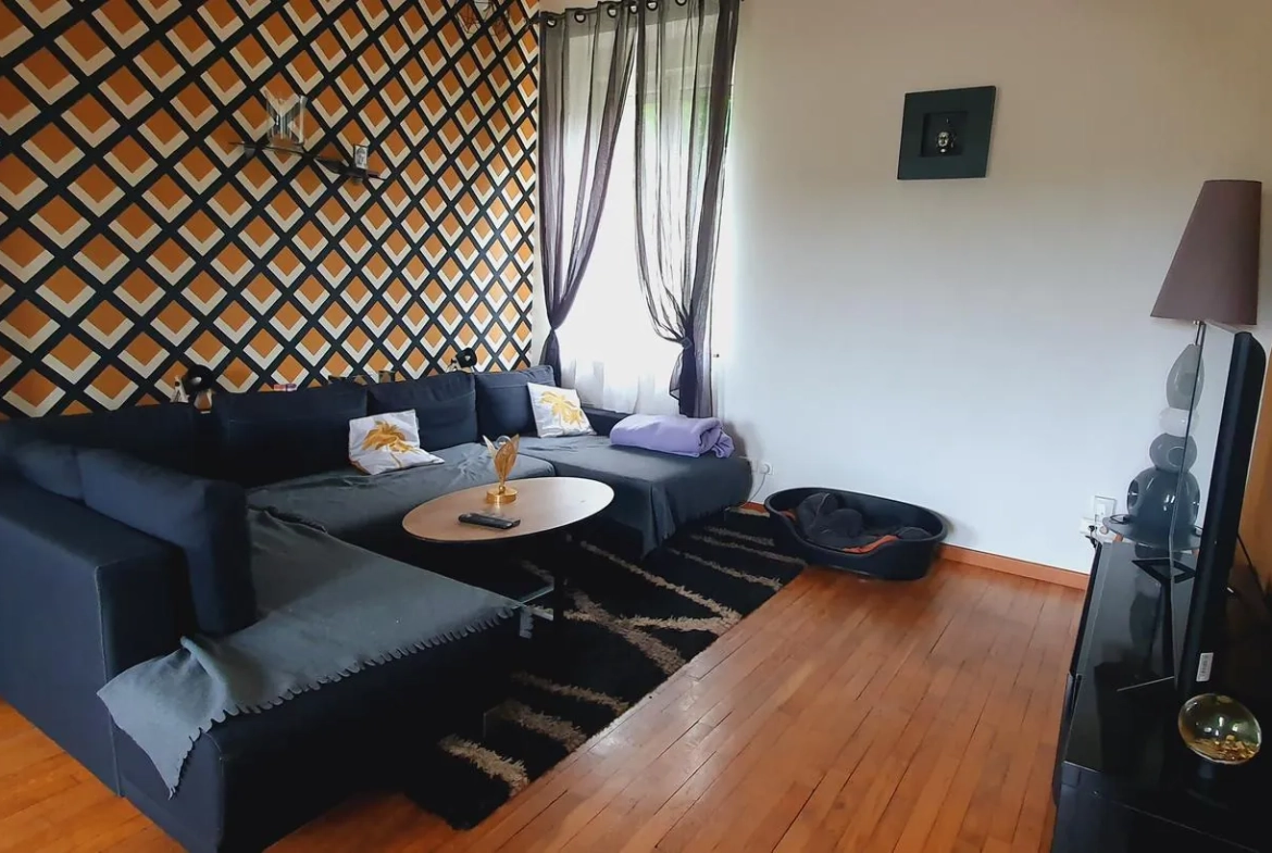 Belle maison rénovée avec 4 chambres, jardin de 800 m², garage et cave à Laveline-Devant-Bruyères 