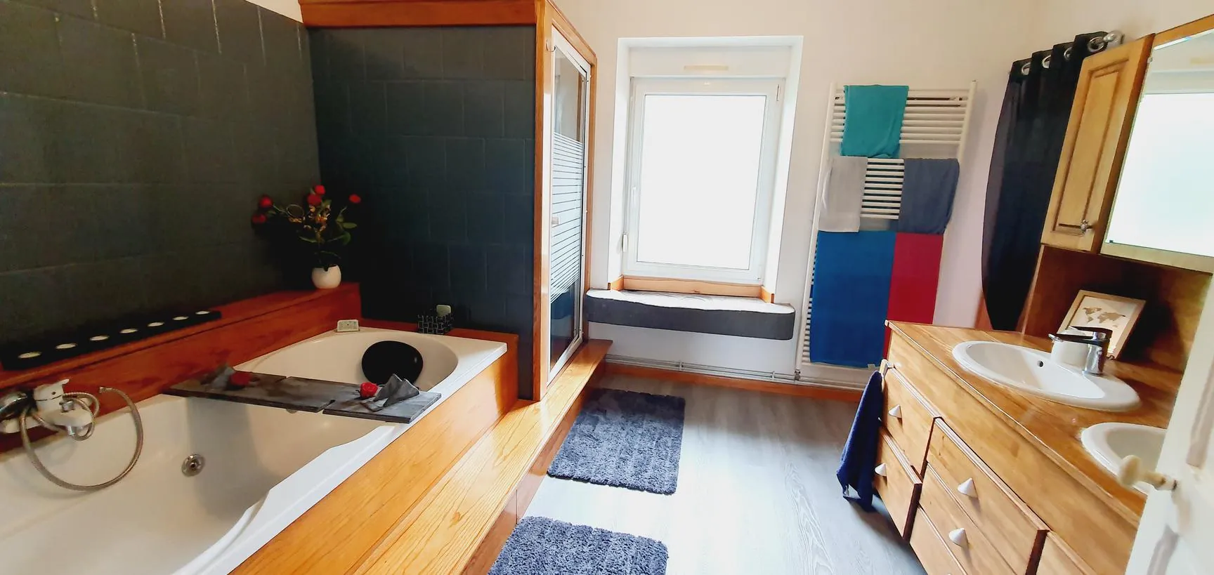 Belle maison rénovée avec 4 chambres, jardin de 800 m², garage et cave à Laveline-Devant-Bruyères 