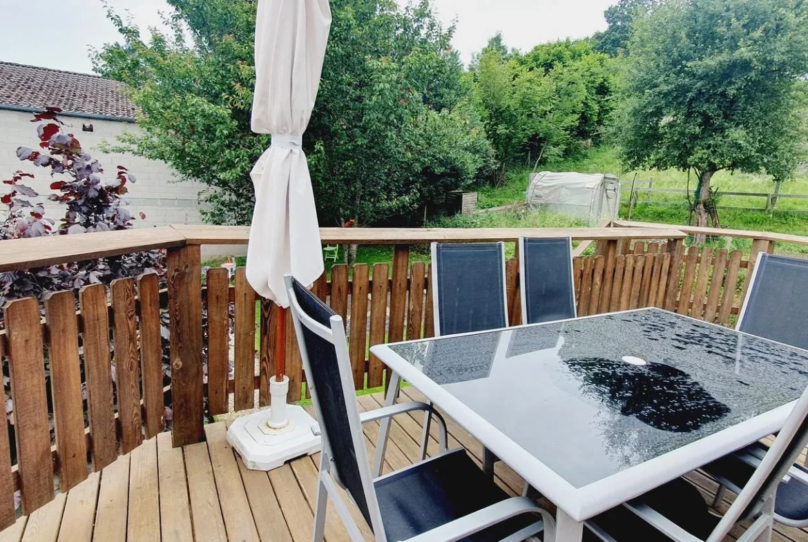 Belle maison rénovée avec 4 chambres, jardin de 800 m², garage et cave à Laveline-Devant-Bruyères 