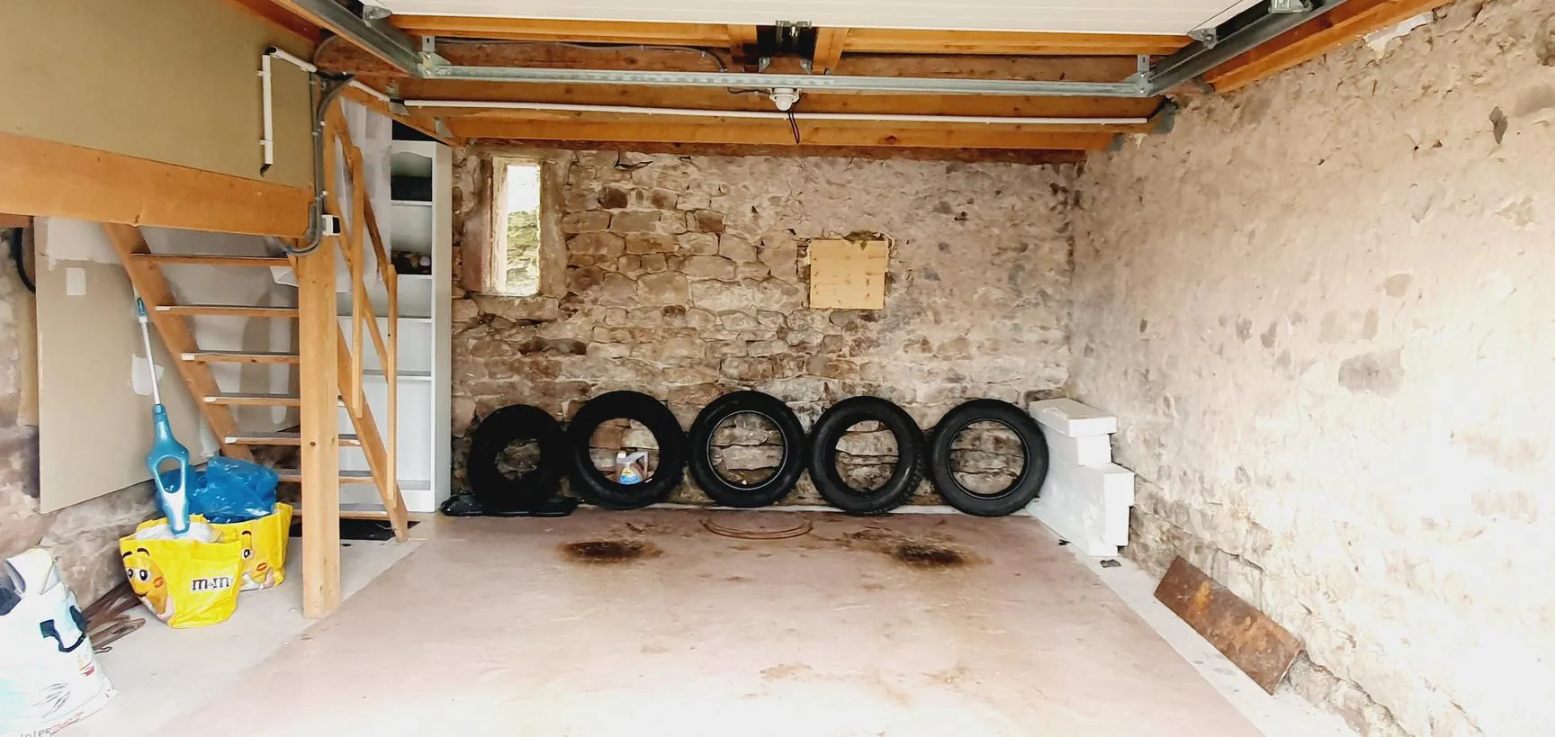 Belle maison rénovée avec 4 chambres, jardin de 800 m², garage et cave à Laveline-Devant-Bruyères 