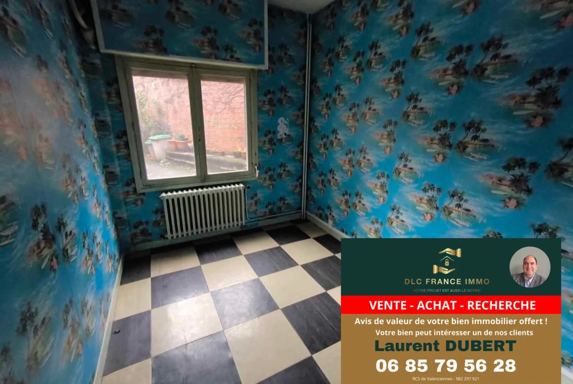 Local commercial avec parking et accès privé, centre de Valenciennes 