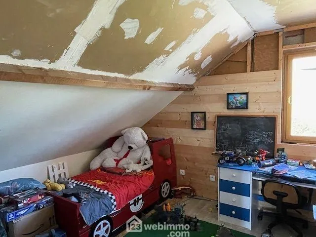 Maison à rénover de 87 m² à Beaurains-lès-Noyon - Opportunité à petit prix 