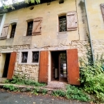 Maison en pierre à Langoiran avec potentiel de rénovation et grands volumes