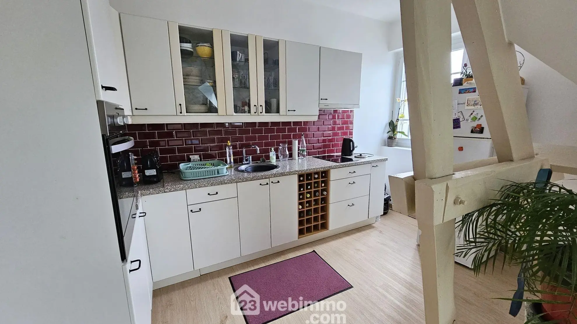 Charmant appartement rénové de 58 m² à Fontainebleau avec parking et cave 