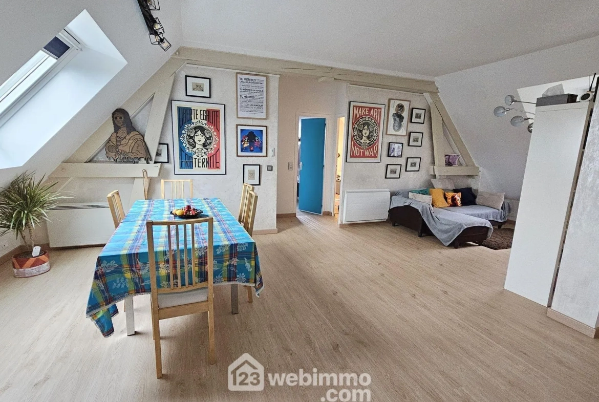 Charmant appartement rénové de 58 m² à Fontainebleau avec parking et cave 