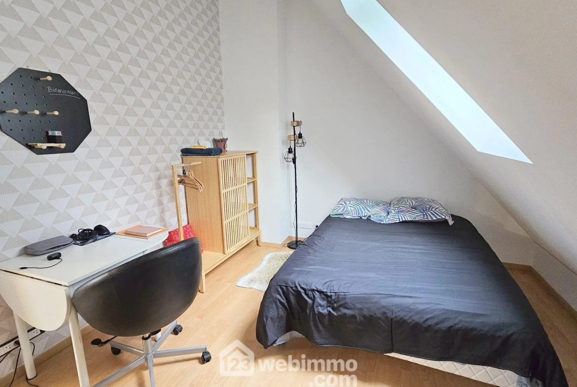 Charmant appartement rénové de 58 m² à Fontainebleau avec parking et cave 