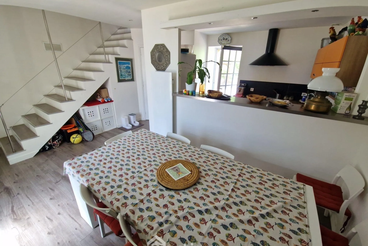 Charmante maison ancienne de 1773 au cœur de La Mothe-Achard 