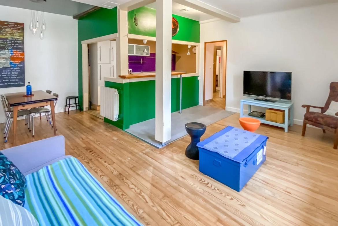Appartement T3/4 à Bayonne avec cave et parking, proche centre-ville 