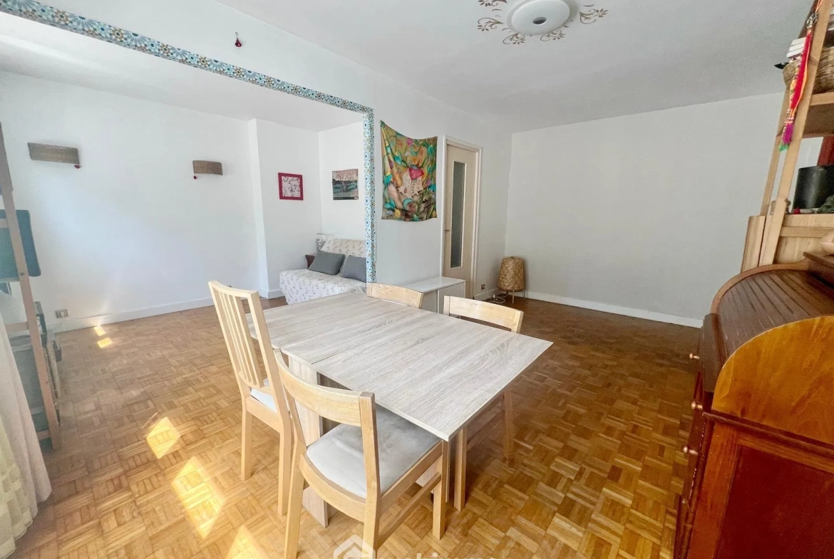 Splendide appartement de 60 m² avec cave au Plessis-Robinson 