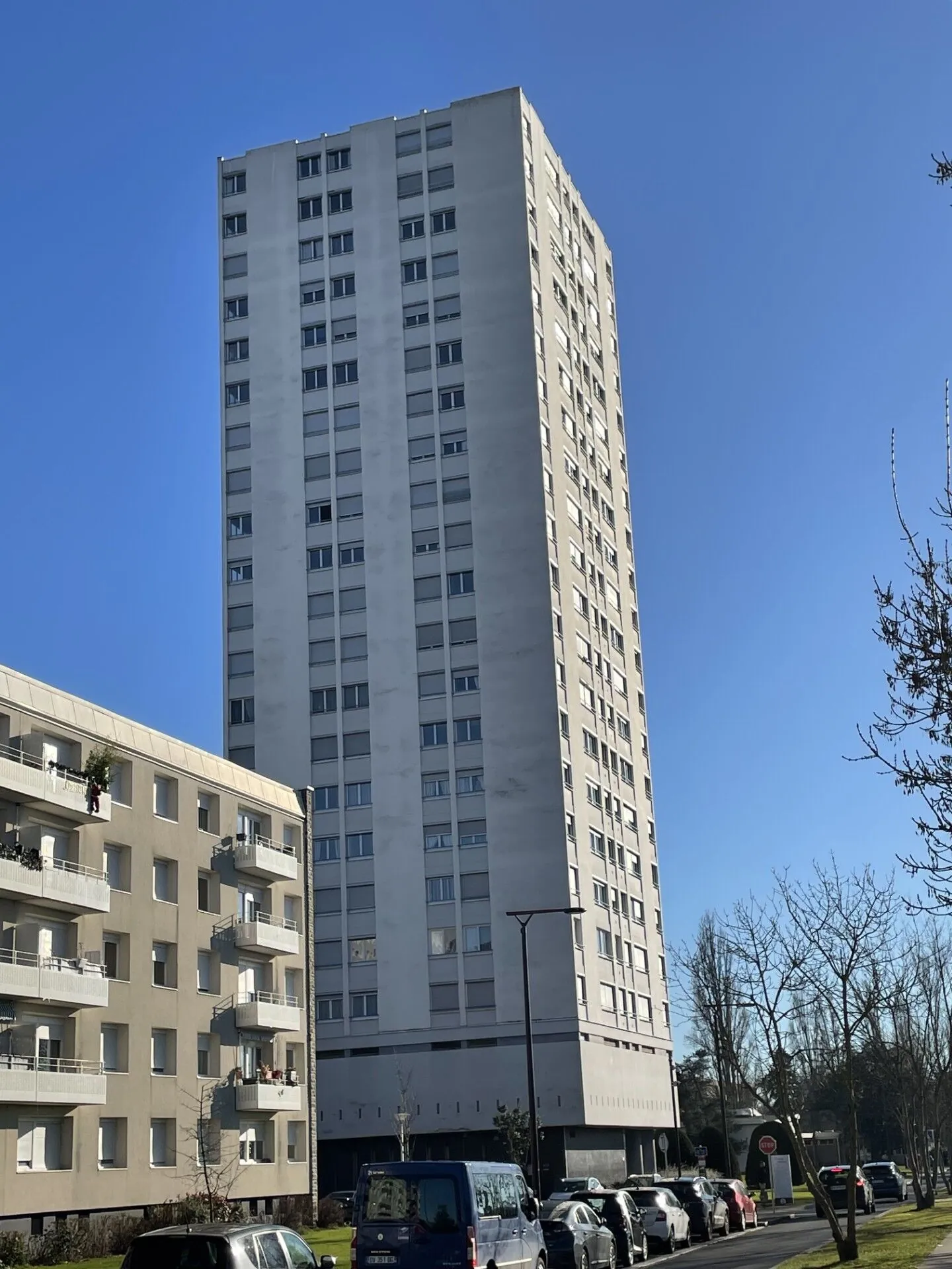 Appartement T3 rénové avec vue sur le Lac d'Allier à Vichy 