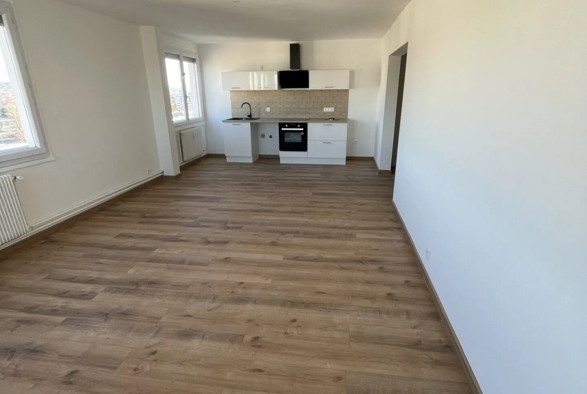 Appartement T3 rénové avec vue sur le Lac d'Allier à Vichy 
