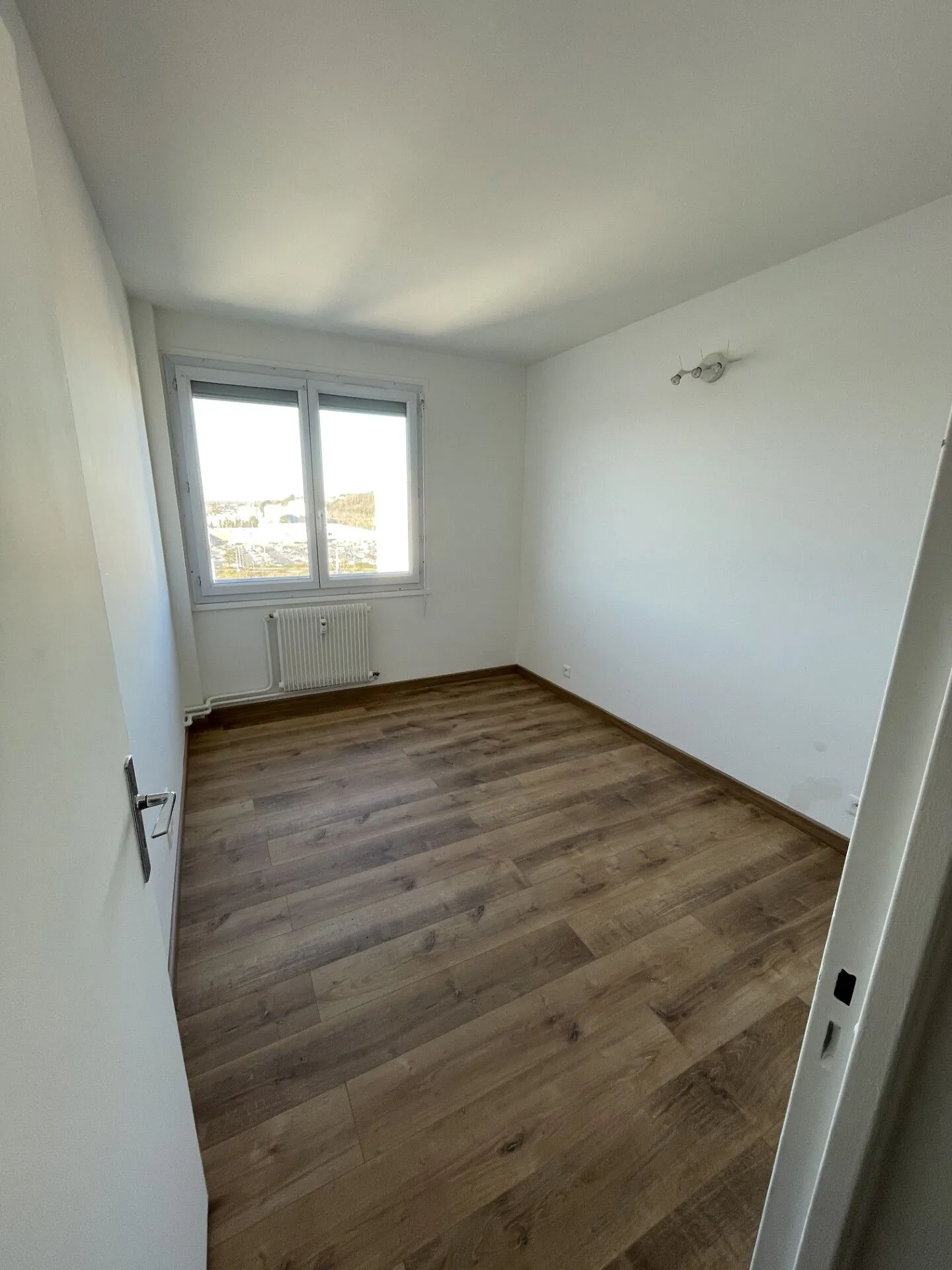 Appartement T3 rénové avec vue sur le Lac d'Allier à Vichy 