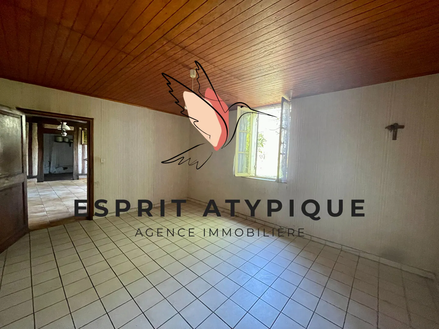 Maison authentique à rénover avec grand airial en Landes à Solférino 