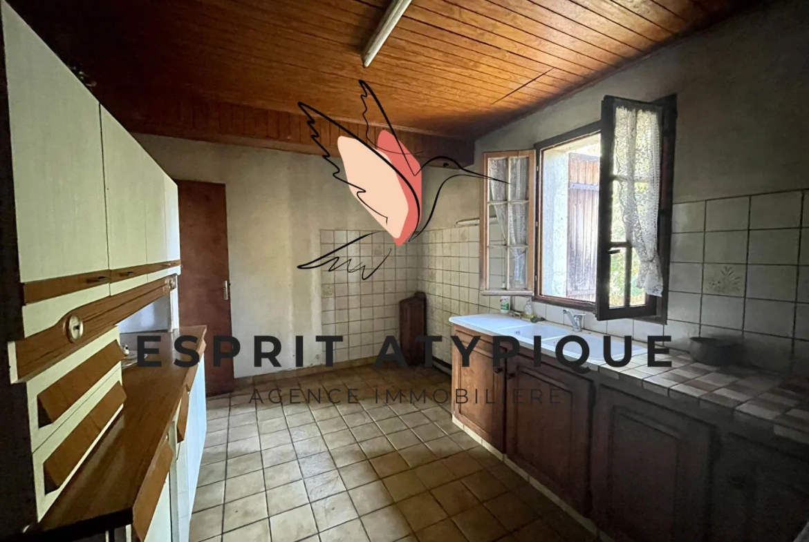 Maison authentique à rénover avec grand airial en Landes à Solférino 