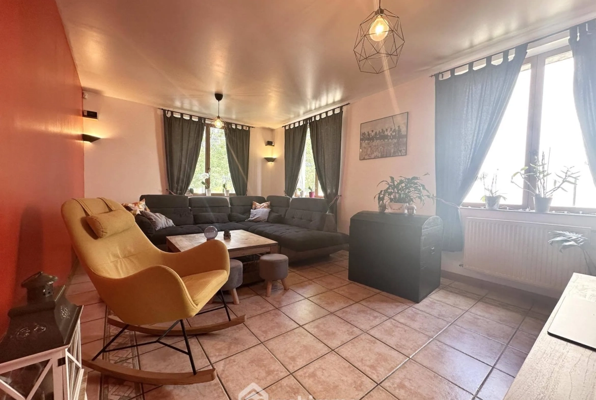 Magnifique maison de 176 m² à Pinon avec garage, cave et terrain clos 