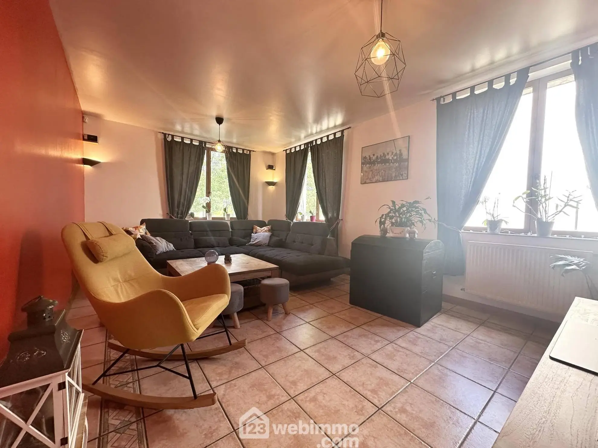 Magnifique maison de 176 m² à Pinon avec garage, cave et terrain clos 