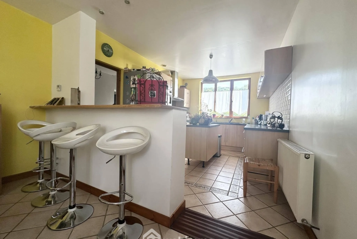 Magnifique maison de 176 m² à Pinon avec garage, cave et terrain clos 