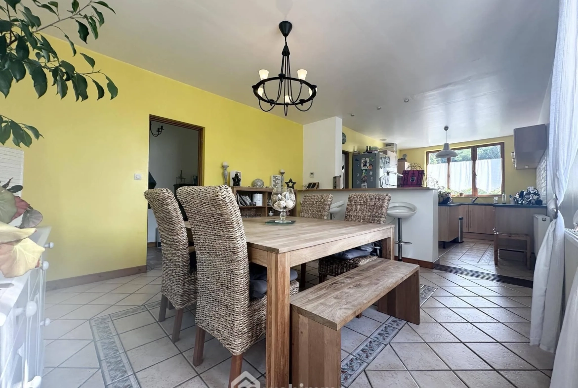 Magnifique maison de 176 m² à Pinon avec garage, cave et terrain clos 