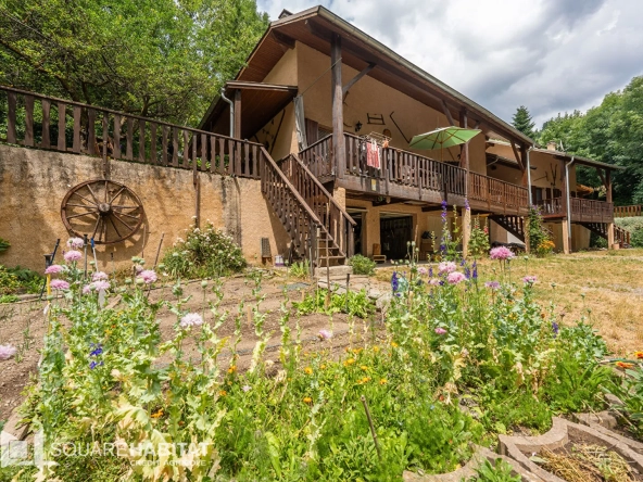 Maison mitoyenne à Les Orres de 98 m² avec garage et terrasse