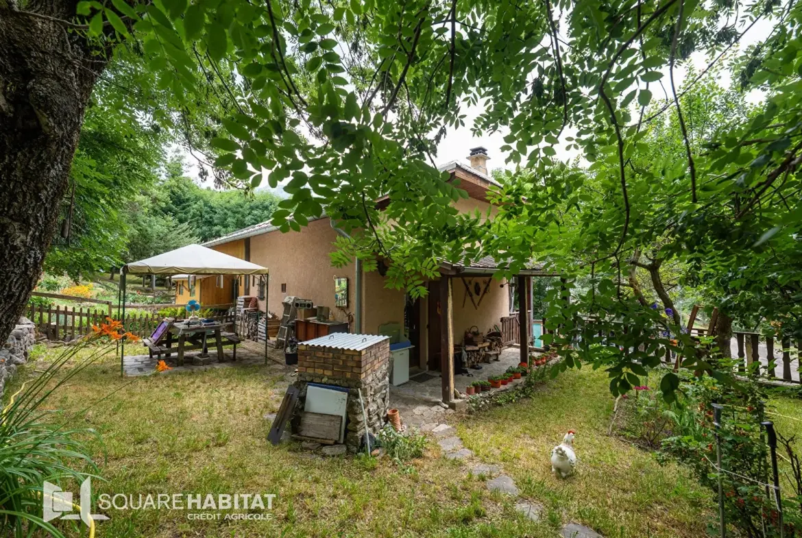 Maison mitoyenne à Les Orres de 98 m² avec garage et terrasse 