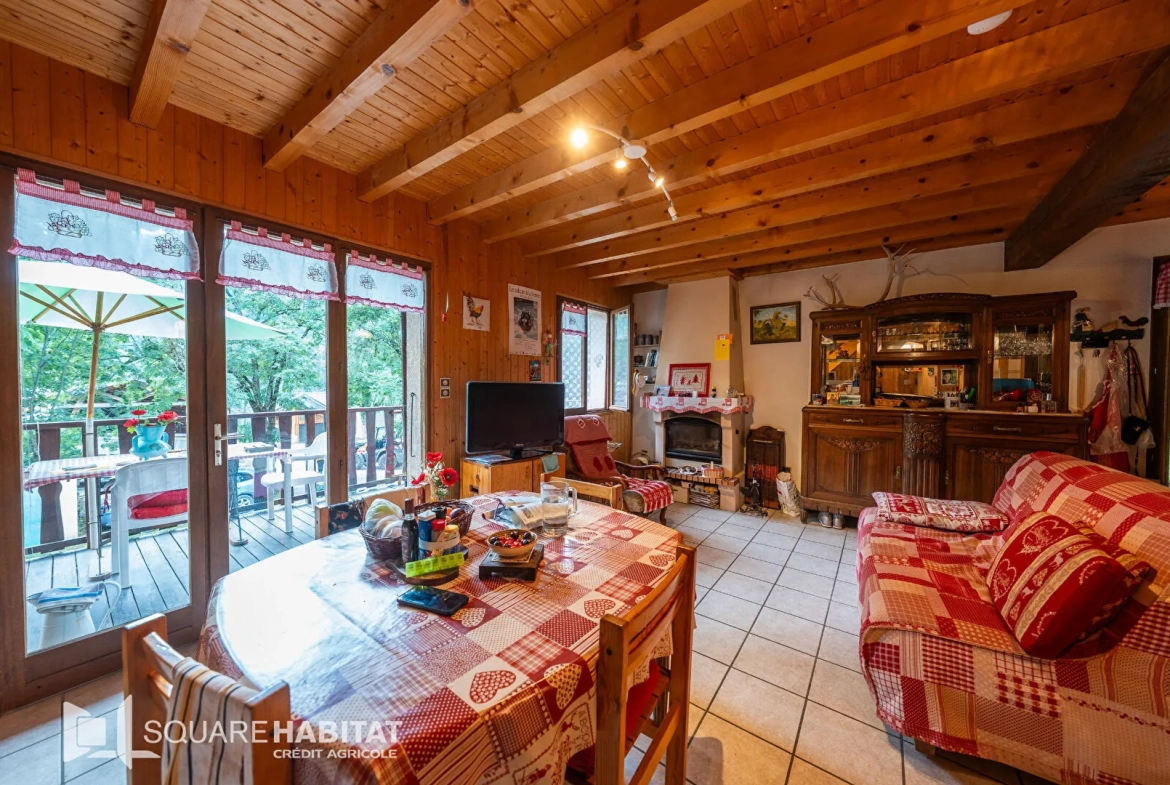 Maison mitoyenne à Les Orres de 98 m² avec garage et terrasse 
