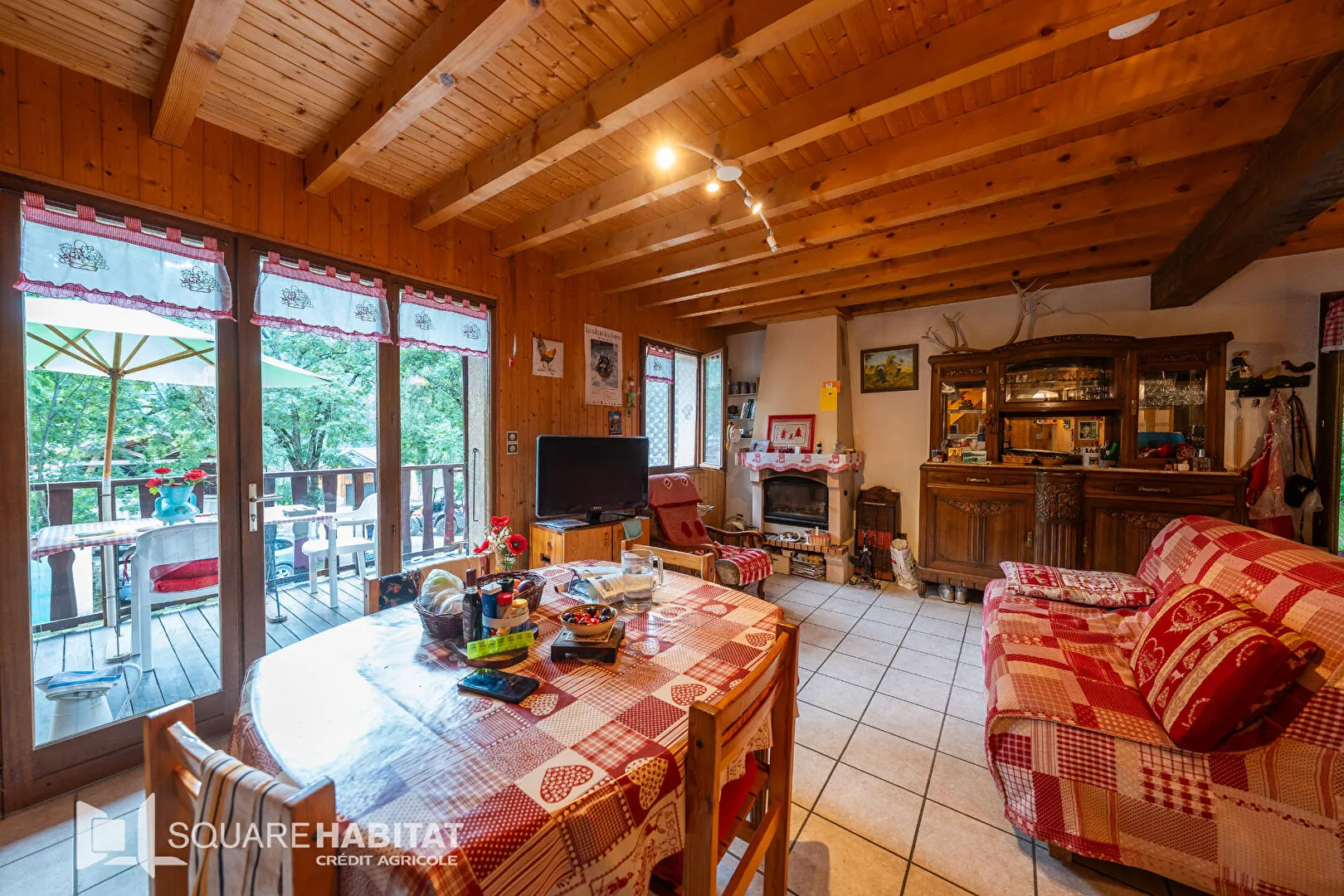 Maison mitoyenne à Les Orres de 98 m² avec garage et terrasse 