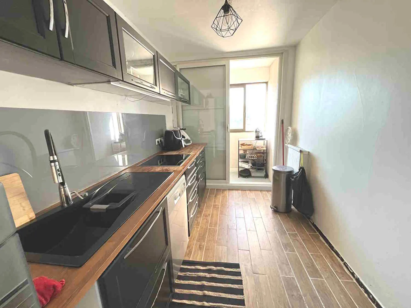 Appartement T5 de 104 m² avec vue imprenable sur le Luberon à Apt 