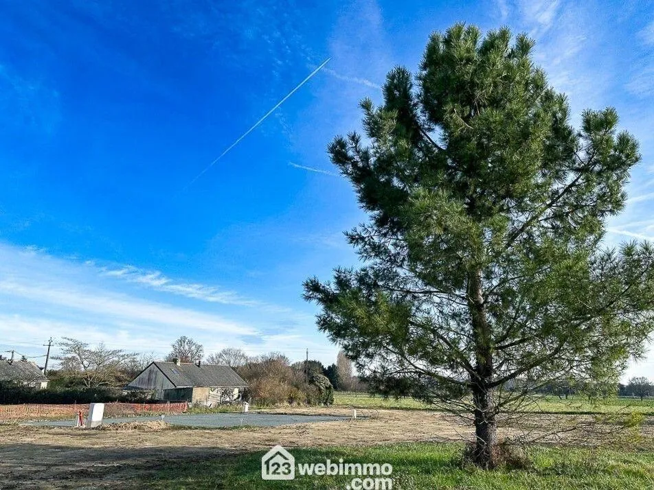 Terrains viabilisés à vendre à Mazé-Milon, idéal pour construire votre maison 