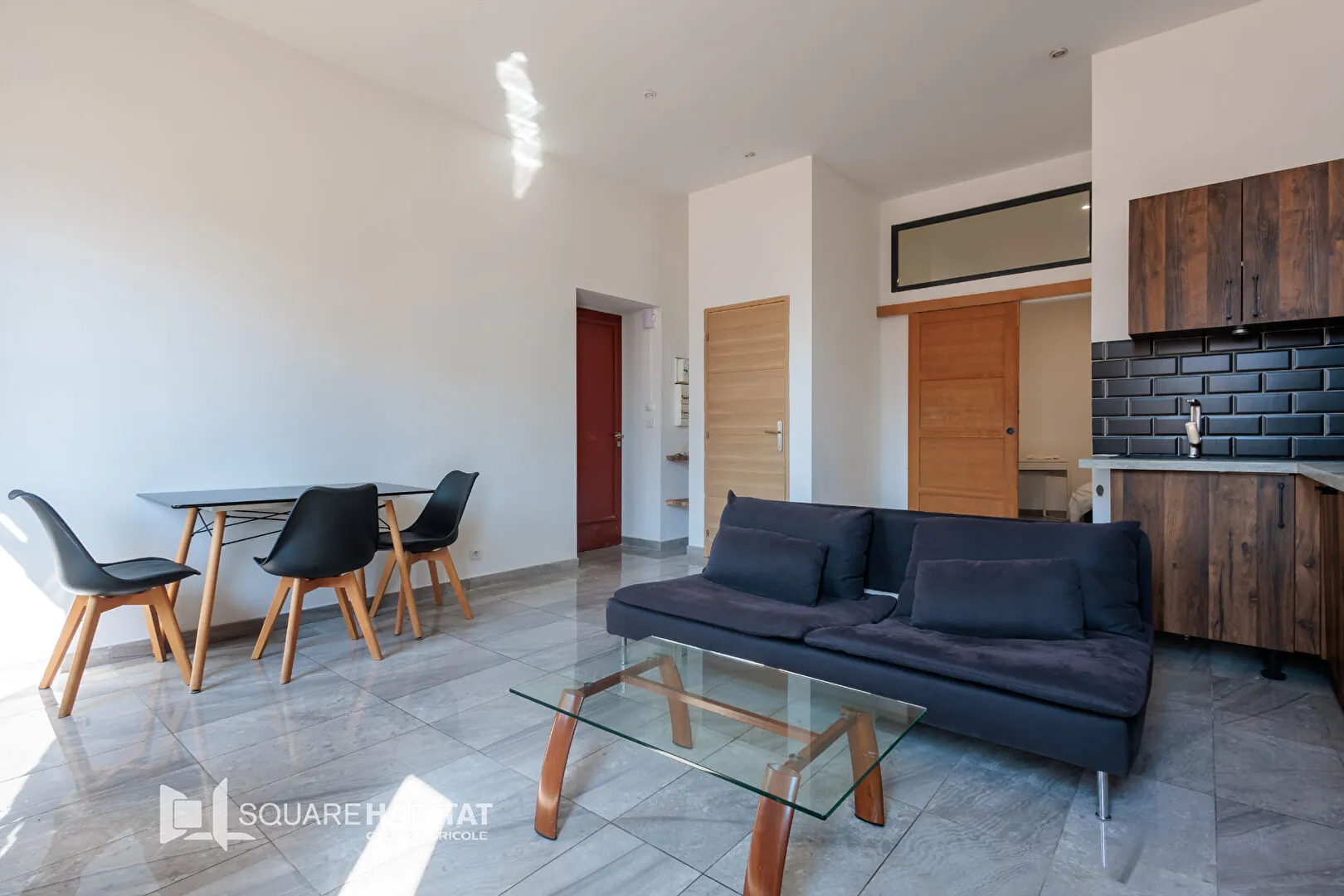 Appartement 2 pièces rénové de 41 m² à Marseille dans le 16ème arrondissement 