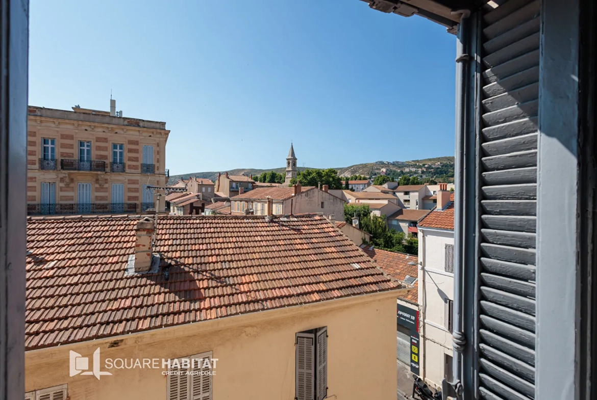 Appartement 2 pièces rénové de 41 m² à Marseille dans le 16ème arrondissement 